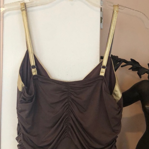 G COUTURE BROWN DRESS WITH GOLD FAUX LEATHER TRIM - Picture 6 of 7